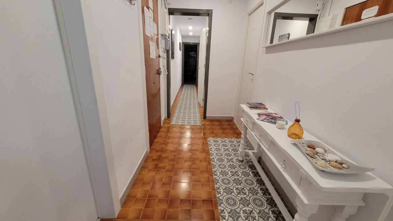 APARTAMENTS B O D CoLLBLANC L'Hospitalet de Llobregat Exterior foto